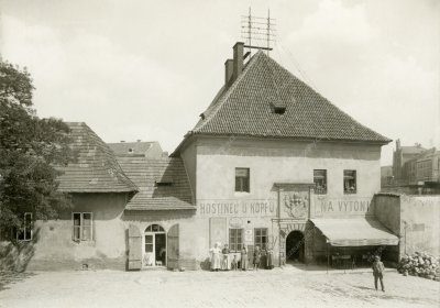 Vanished Podskalí – Rafts and Boats on the Vltava