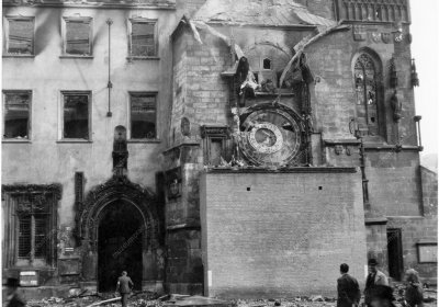 Výzdoba pražského orloje ve sbírkách MMP