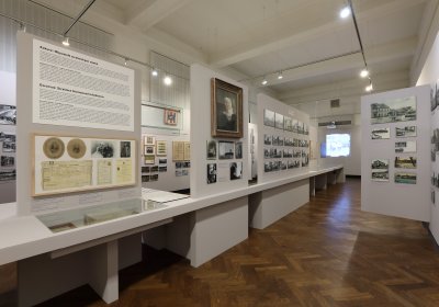 Strašnice ... zahrada Prahy, brána armád...